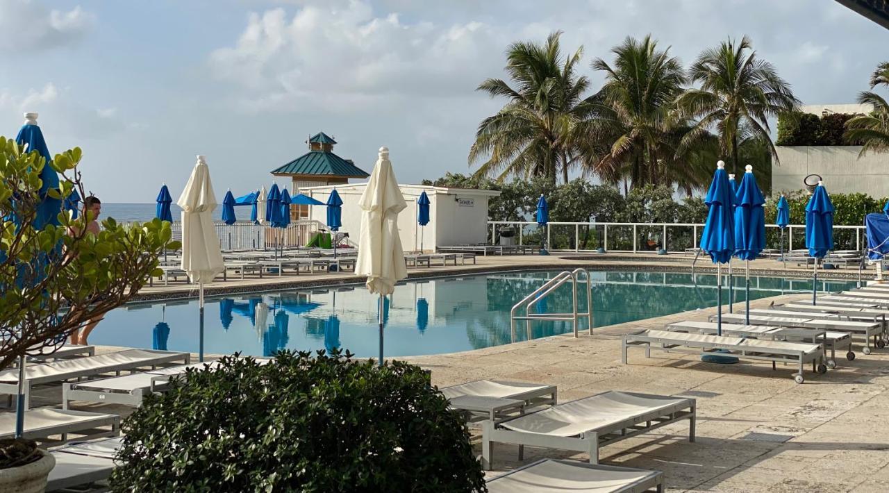 Beachfront Condo In Miami! ซันนีไอลส์บีช ภายนอก รูปภาพ